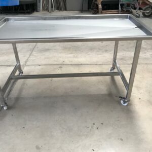 mesa con pliegues